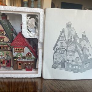 Dept 56 Retired North Pole "Obbie's Books & Letrinka's Candy" #5624-3